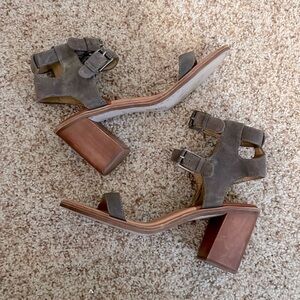 Dolce Vita Strappy Suede Block Heeled Sandals